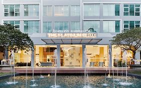 เดอะ แพลทตินั่ม สวีท - SHA Plus